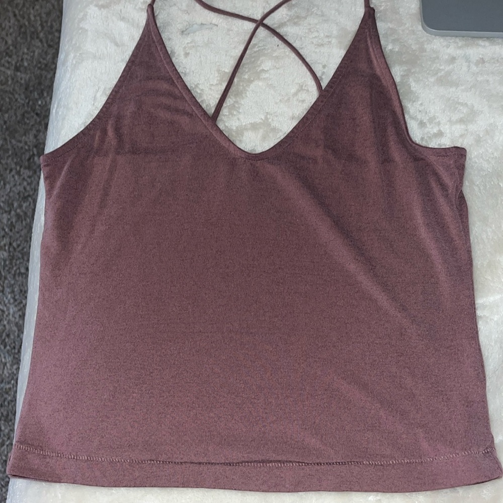 Me to we crop top. Size: small.